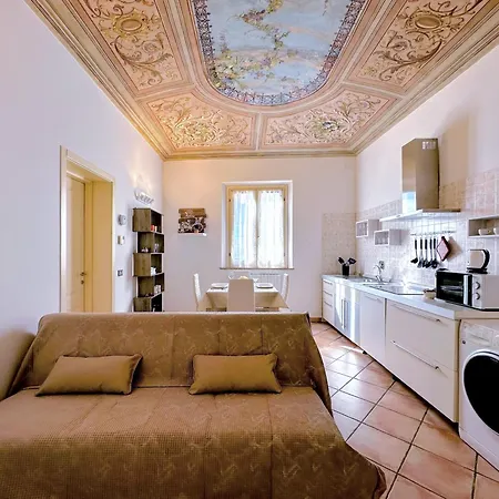 Lejlighed Vicino Al Centro E A Parcheggi Gratuiti - Affresco Strepitoso