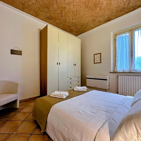 Lejlighed Vicino Al Centro E A Parcheggi Gratuiti - Affresco Strepitoso *