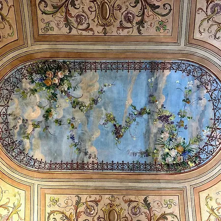 Lejlighed Vicino Al Centro E A Parcheggi Gratuiti - Affresco Strepitoso