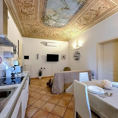 Appartement Vicino Al Centro E A Parcheggi Gratuiti - Affresco Strepitoso