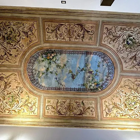 Lejlighed Vicino Al Centro E A Parcheggi Gratuiti - Affresco Strepitoso *