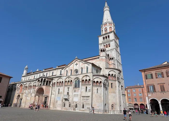 Vicino Al Centro E A Parcheggi Gratuiti - Affresco Strepitoso